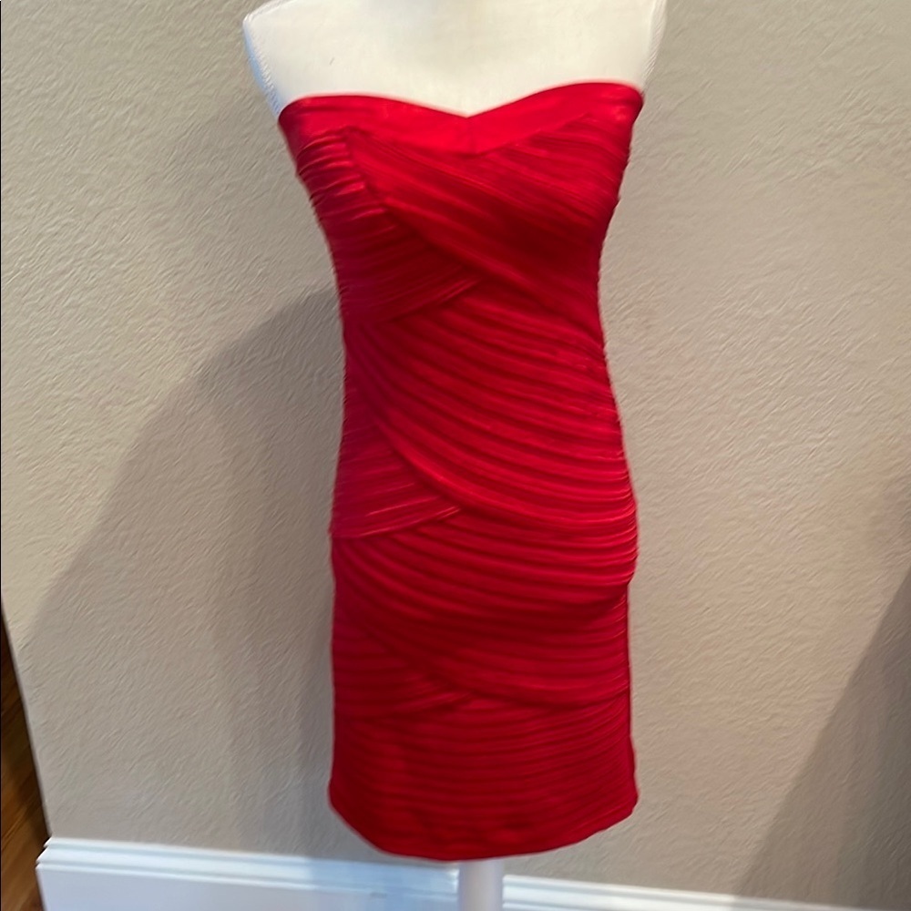 Red Strapless Bodycon Cocktail Dress by POETRY
